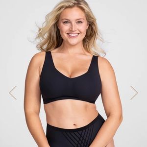 HONEYLOVE V--NECK WIRELESS BRA Size Medium Black